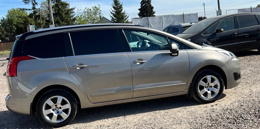 Peugeot 5008 cena 39900 przebieg: 213000, rok produkcji 2016 z Namysłów małe 667